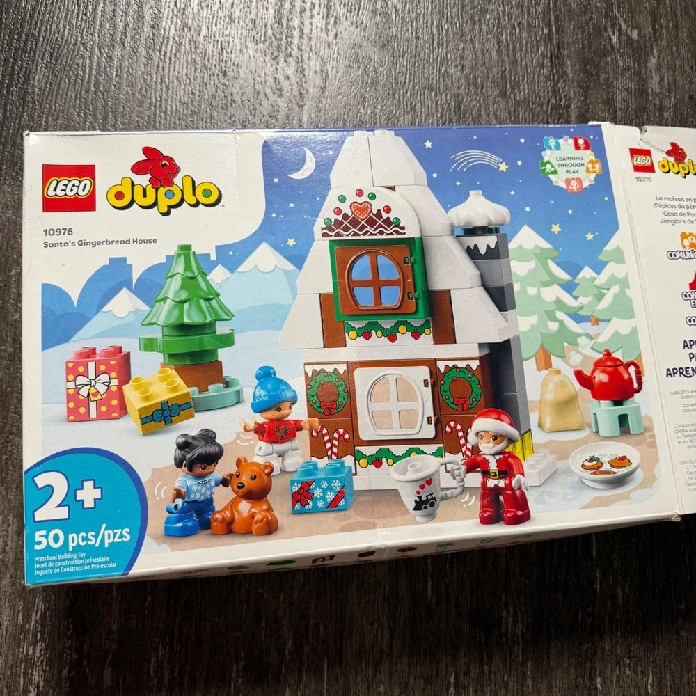 LEGO Duplo Santa's Gingerbread House Kids Multicolor Building Set Missing People